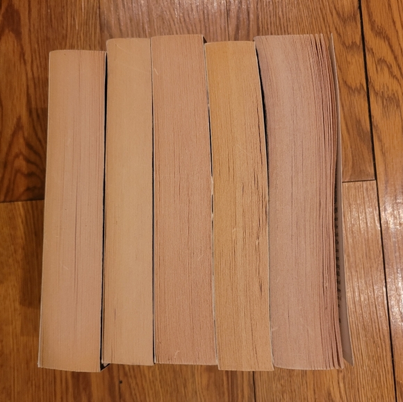 6 Sherrilyn Kenyon Paperback Vampire Novels (Bundle) - Picture 4 of 7